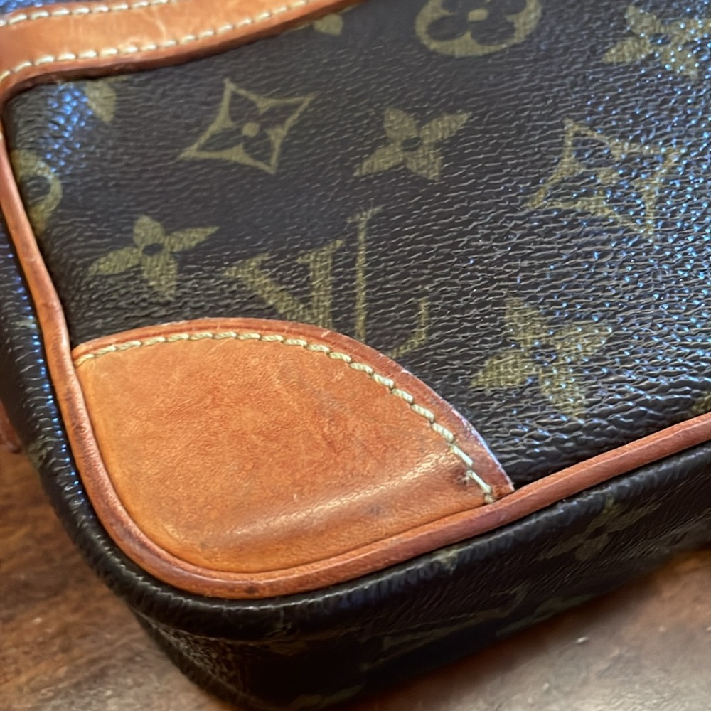 Louis Vuitton Brown Trocadero Bag with Monogram Design - Picture 13 of 15